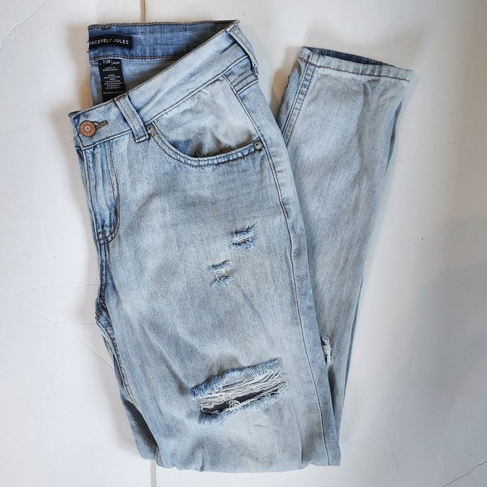 Sincerely Jules Light Wash Distressed Jeans Size 7/28